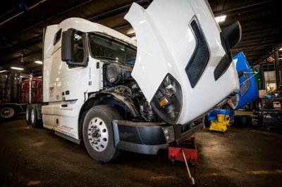 IDENTIFYING VIBRATION PROBLEMS IN FLEET VEHICLES: EARLY INDICATORS AND PREVENTIVE MAINTENANCE STRATEGIES